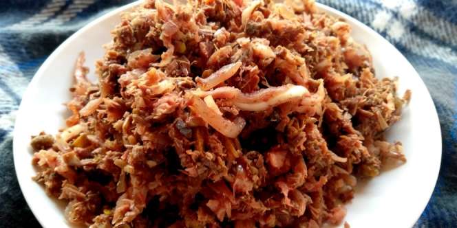 Resep Lawar Ayam, Gurihnya Bikin Tambah Nasi