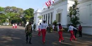 Mensesneg: Pasang dan Kibarkan Bendera Merah Putih Mulai 1 Agustus 2020