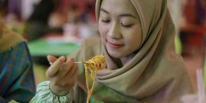 Tips Bijak Makan Mie Instan Agar Tetap Sehat