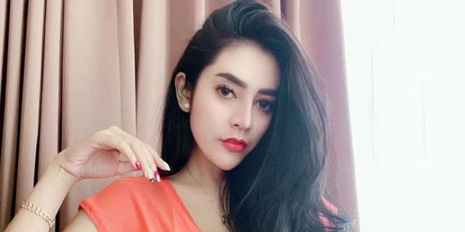 Gaya Vernita Syabilla, Artis yang Namanya Terseret Prostitusi Online