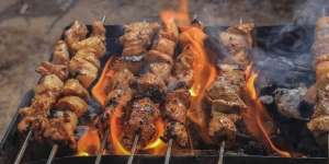 Daging Kambing Sebabkan Darah Tinggi, Mitos atau Fakta?