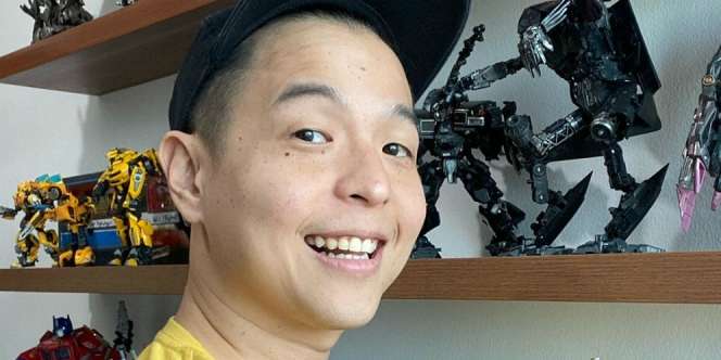 Ernest Prakasa Pernah Foto Bareng Gilang Predator Fetish Kain Jarik