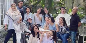 Mengintip Keseruan Arisan Rossa & Geng Ladies, Cetar Maksimal!