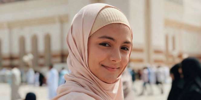 Pengalaman Amanda Rawles Berhijab di Film Ranah 3 Warna