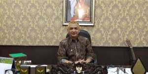 Rambut Pirang Ditegur Mendagri, Kepala Pasha Ungu Kini Botak
