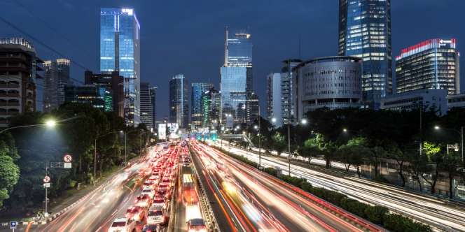 Pulihkan Ekonomi Indonesia, Pemerintah Main Rem dan Gas Dijaga Seat Bealt