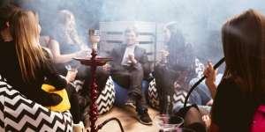 Isap Shisha Bareng, 24 Orang Positif Covid-19