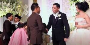 Tegar Banget! Potret 6 Seleb yang Datang ke Nikahan Mantan