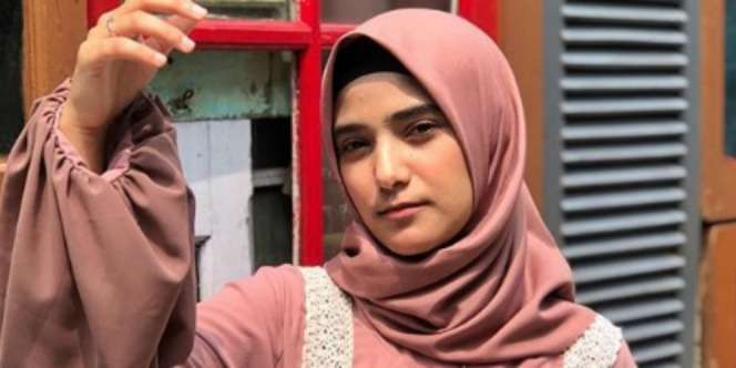 Baru Nikah, Nadya Istri Rizki D'Academy Posting Galau: Kamu Bukan Milikku