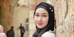Pamer Baby Bump, Intip Pesona Dian Pelangi yang Sedang Hamil