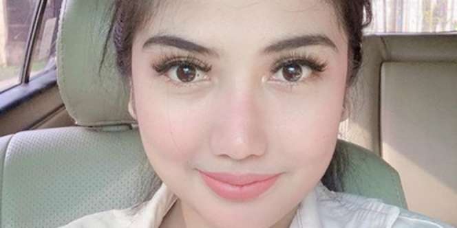 Potret Icha Calista, Adik Bella Shofie yang Tak Kalah Cetar