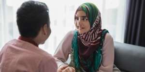 Tangis Istri Diabaikan Suami: Masa Laluku Kelam, Sering Ganti-Ganti Pasangan