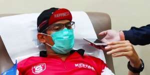 Sumbang PMI Rp200 Juta dari Lelang Brompton, Sandiaga Uno Ajak Donor Darah