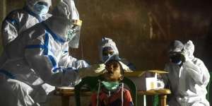 Update Corona 12 Agustus: Kasus Baru Bertambah 1.942, Tertinggi Pekan Ini