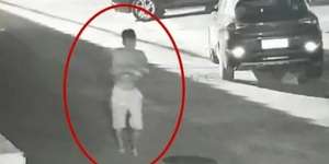 Terekam Kamera! Ayah Buang Bayi Perempuan karena Ingin Anak Laki-Laki