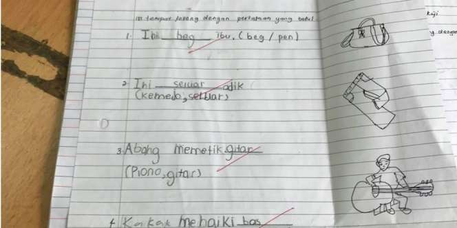 Tak Ada Printer, Orangtua Murid Gambar Tugas Pakai Tangan