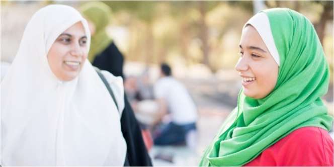 7 Manfaat Hidup Rukun dengan Tetangga Sesuai Syariat Islam