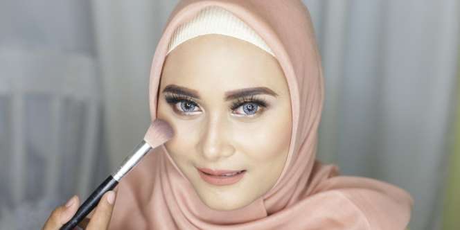 Kreasi Bulu Mata Palsu Bebaskan MUA Berkarya