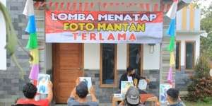 Viral Lomba 17an Menatap Foto Mantan 