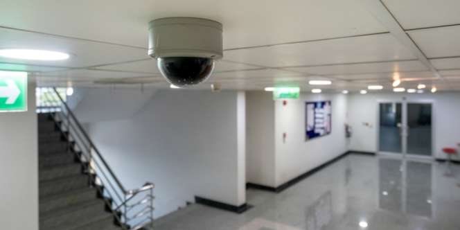 Lihat CCTV Kamar, Ayah Terkejut Lihat Perlakuan Anaknya ke Istri