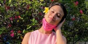 Body Goals! Potret Cantik Vanessa Angel Pamer Body Pakai Korset