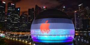 Unik, Apple Buka Gerai Mengapung 
