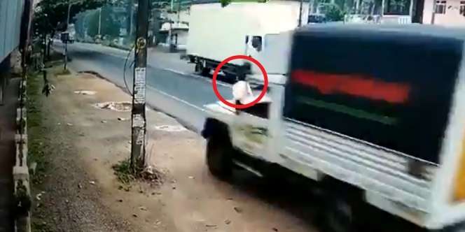 Video Detik-Detik Pejalan Kaki Lolos dari Maut, Benar-Benar Pria Beruntung