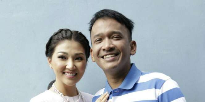 Cerita Haru di Balik Foto Sarwendah Tidur di Sofa