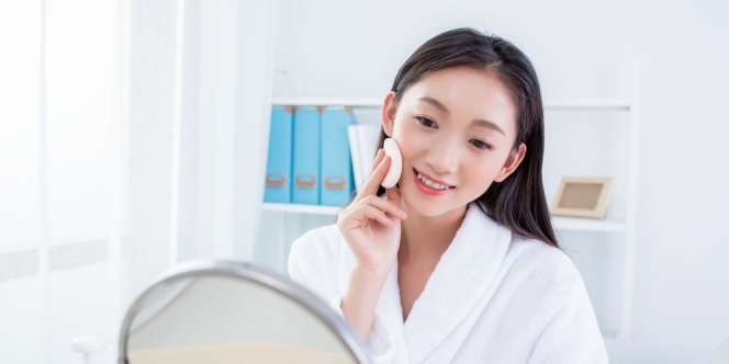 Tips Memilih Foundation untuk Kulit Kering