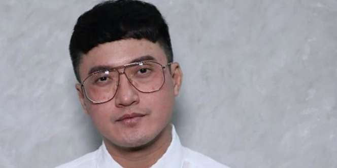 Kesedihan Orangtua di Pusara Barli Asmara 