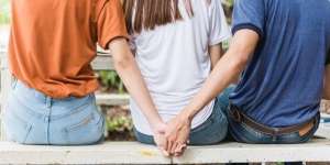 Ibu dan Anak Pacaran dengan Pria yang Sama, Kejadian Berikutnya Bikin Ngeri