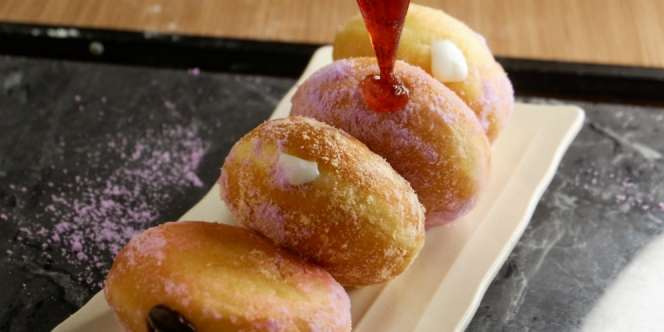 Resep Donat Bomboloni Legit Isi Selai Stroberi