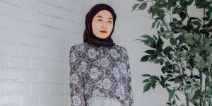 4 Padu Padan Crop Top untuk Hijaber