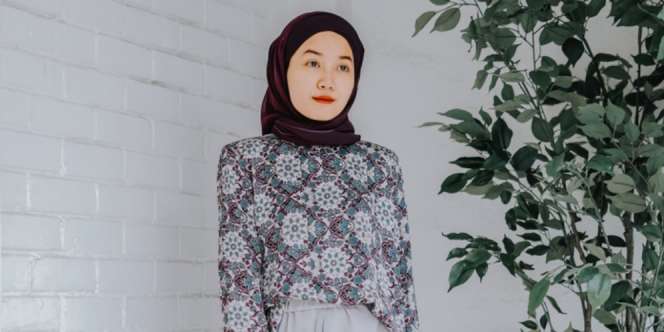 4 Padu Padan Crop Top untuk Hijaber