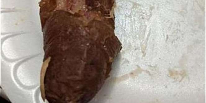 Wanita Ini Kaget Campur Geli Lihat Bentuk Daging yang Baru Dibeli