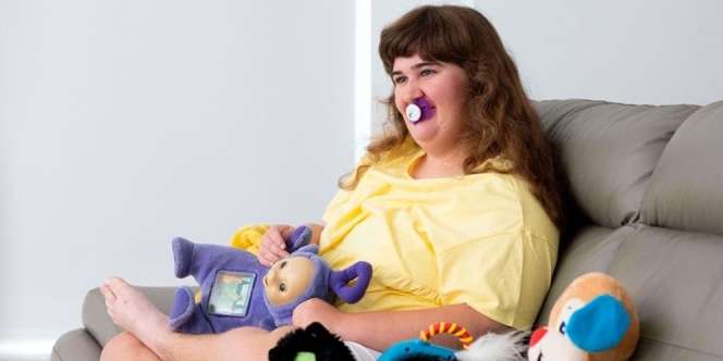 Kisah Pilu Gadis 19 Tahun Berjiwa Bayi 10 Bulan