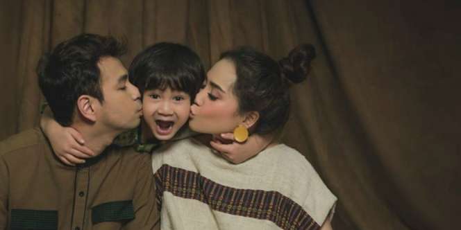 Reaksi Lucu Rafathar Dijahili Nagita Slavina Dapat Kamar Sempit