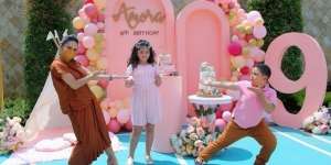 Potret Bahagianya Perayaan Ultah Putri Krisdayanti, Serba Pink