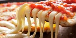 Legitnya Lelehan Keju Mozarella Berawal dari Kecelakaan
