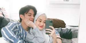Ssstt.. Rey Mbayang Pakai Cara Ini Biar Obati Kangen Penggemar