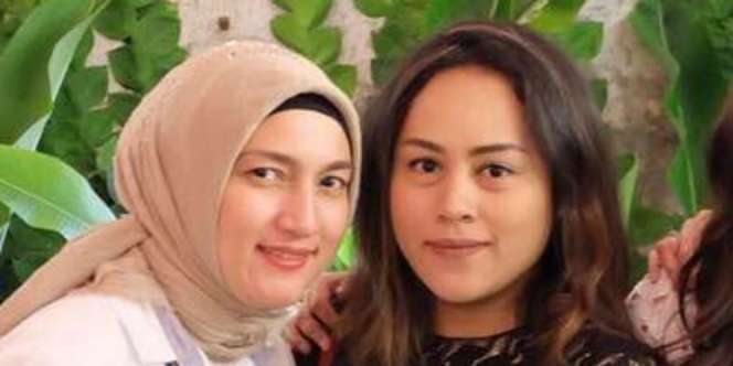 Jarang Terlihat, Penampilan Mantan Istri Ariel NOAH, Sarah Amalia, Buat Pangling
