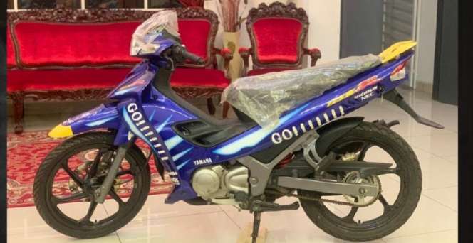 Motor Bebek Jadul Yamaha Edisi Valentino Rossi Laku Rp300 Juta