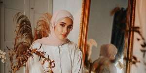 Cerita Menggetarkan Perjalanan Berhijab Ana Octarina