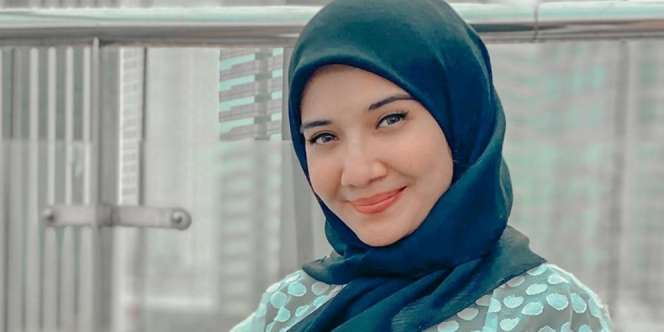 Hamil 10 Minggu, Penampilan Zaskia Sungkar Pamer Perut Jadi Sorotan
