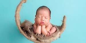 Gemasnya Gaya Putra Citra Kirana & Rezky di Photoshoot Newborn