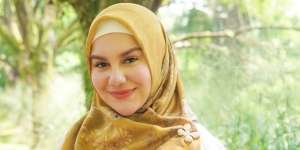 Jelang Melahirkan, Irish Bella Pamer Selfie Cantik Bikin Gemas!