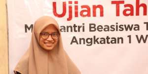 Kisah Devi, Santri Hafizah 30 Juz Al Quran Penerima Beasiswa