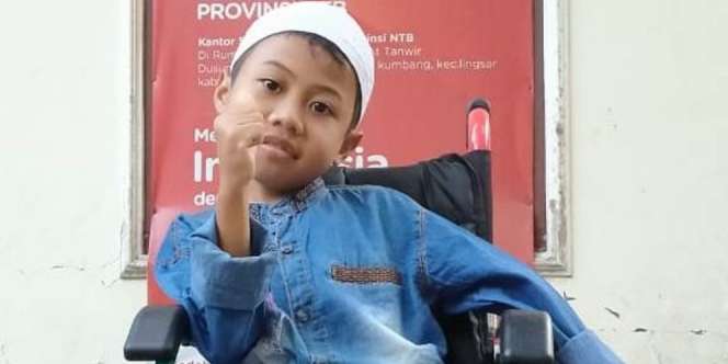 Keteguhan Bocah di Atas Kursi Roda Menjadi Hafiz Ini Menginspirasi Santri