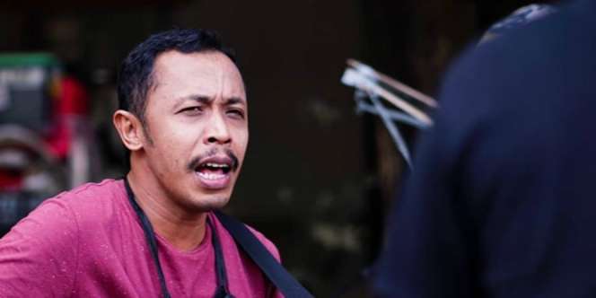 Berhonor Besar, Potret Mas Pur Tukang Ojek Pengkolan Berangkat Syuting Disorot