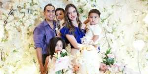 Sang Anak Kegirangan Diajak Makan Bareng Nia Ramadhani, Kok Bisa?